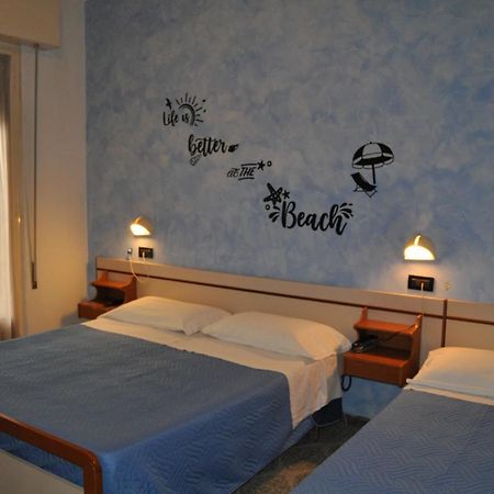 Hotel Rigobello Riccione Eksteriør bilde